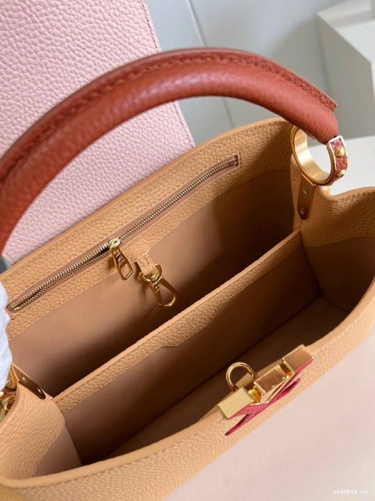 WIS LOUIS VUITTON MM CAPUCINES 0803